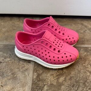 Native shoes C6 pink - NWOT